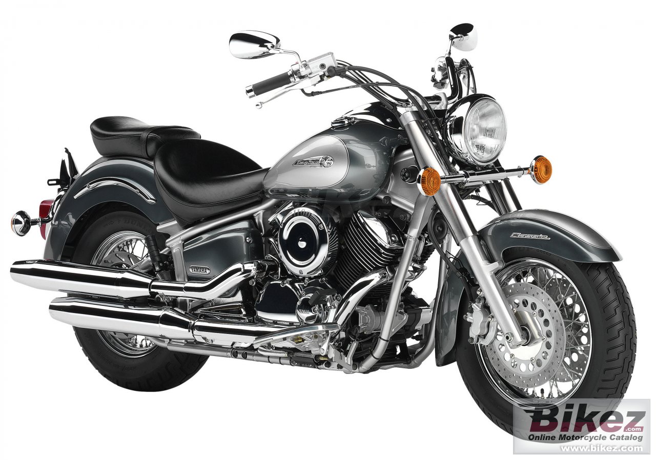 Big Yamaha xvs 1100 a dragstar classic picture and wallpaper from Bikez.com